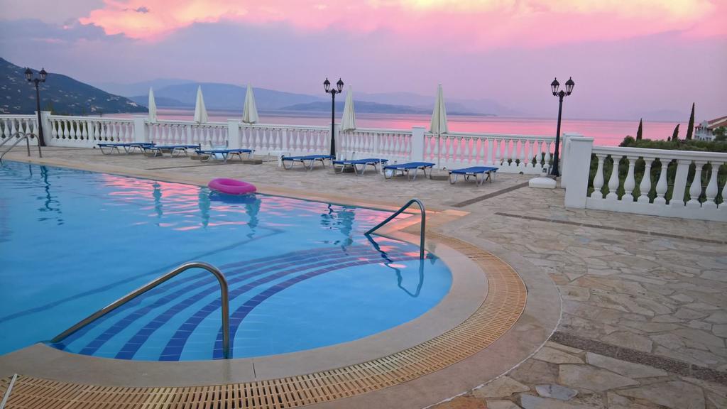 Bbb - Blick Hotel apartamentowy 3*